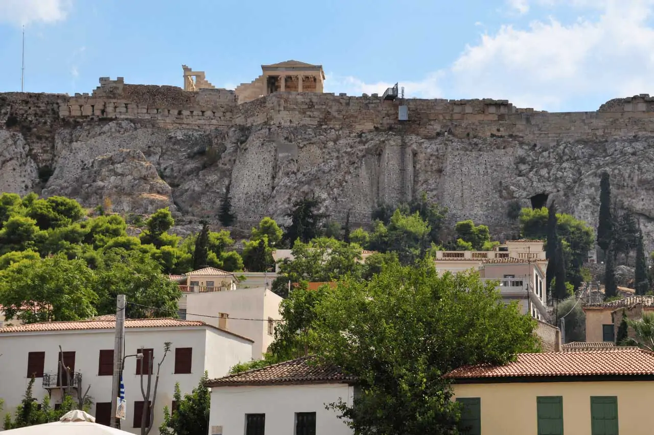 Atene-La-Bussola-on-the-Road-9