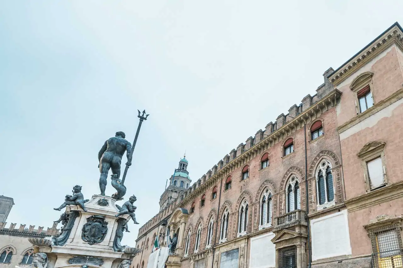 Bologna-La-Bussola-on-the-Road-2