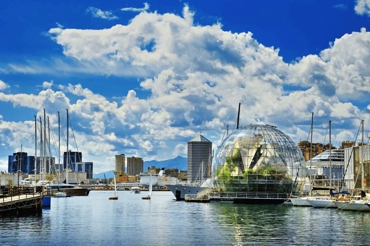 Genova-La-Bussola-on-the-Road-3