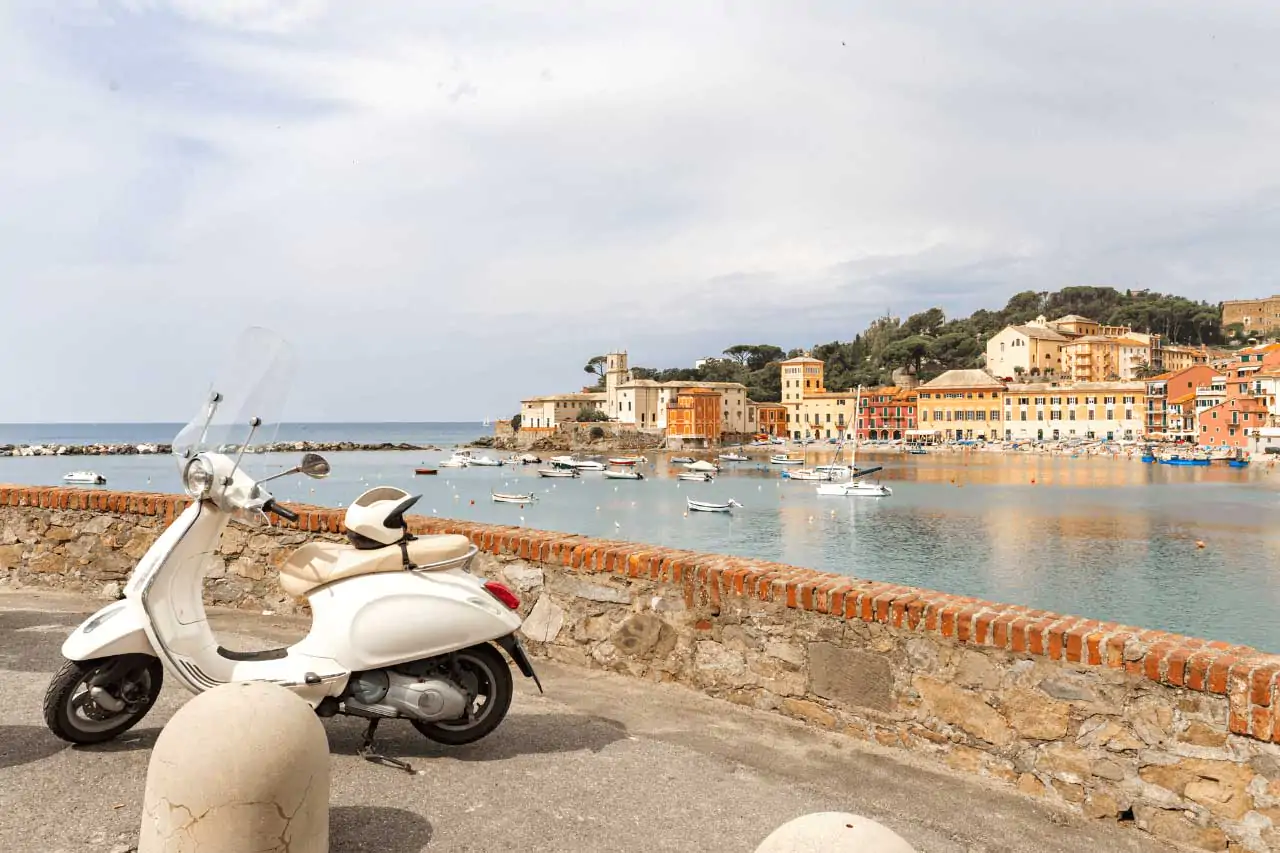 Genova-La-Bussola-on-the-Road-5