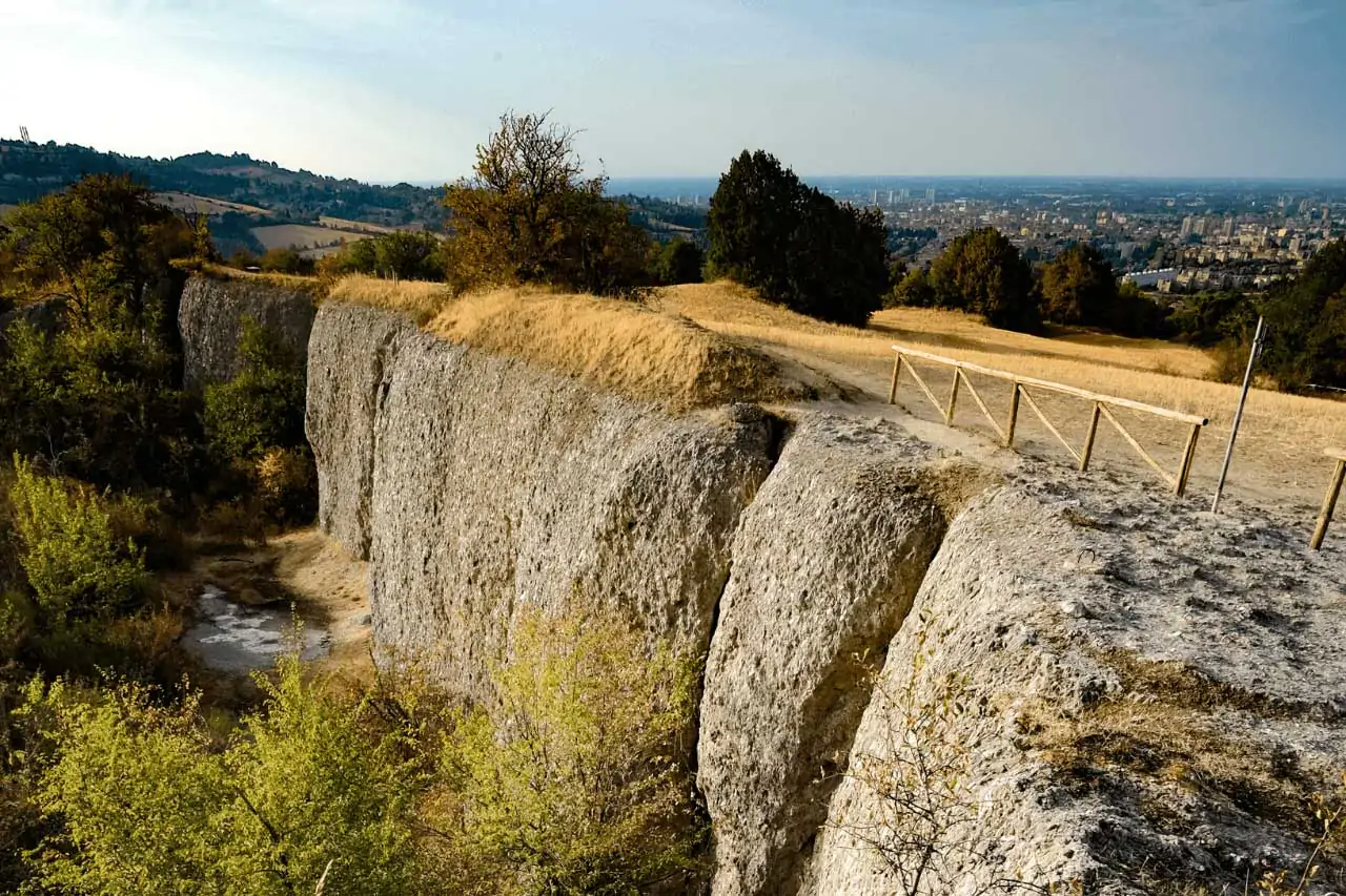 Parco-dei-Gessi-La-Bussola-on-the-Road