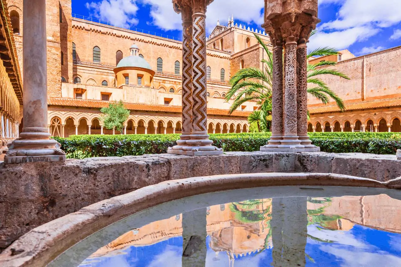 Sicilia-La-Bussola-on-the-Road-11